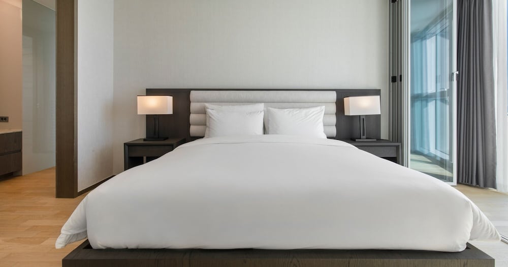 ROYAL, SUITE, PANORAMIC OCEAN VIEW, BEACH VIEW