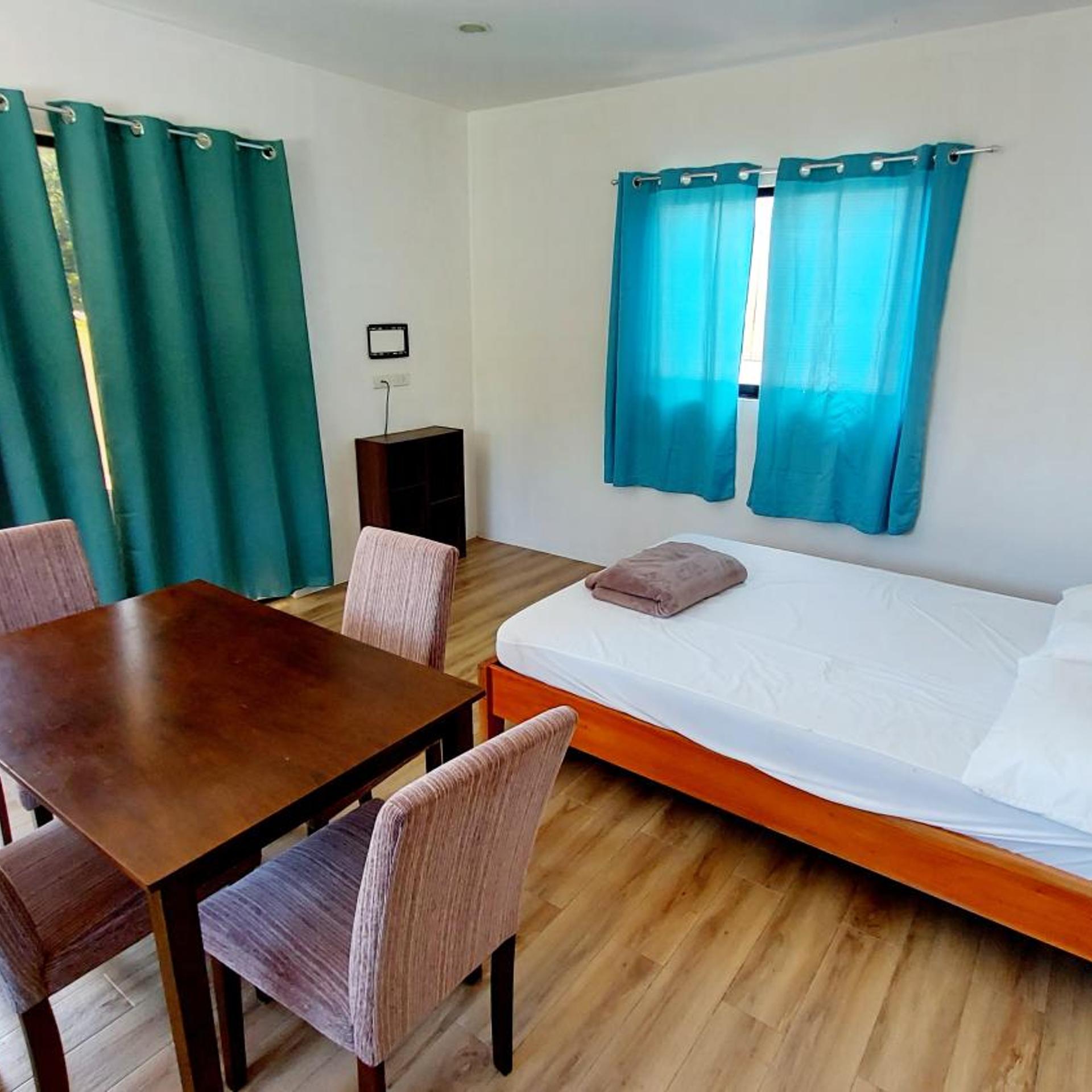 Positano Alona Beach Panglao 20/50