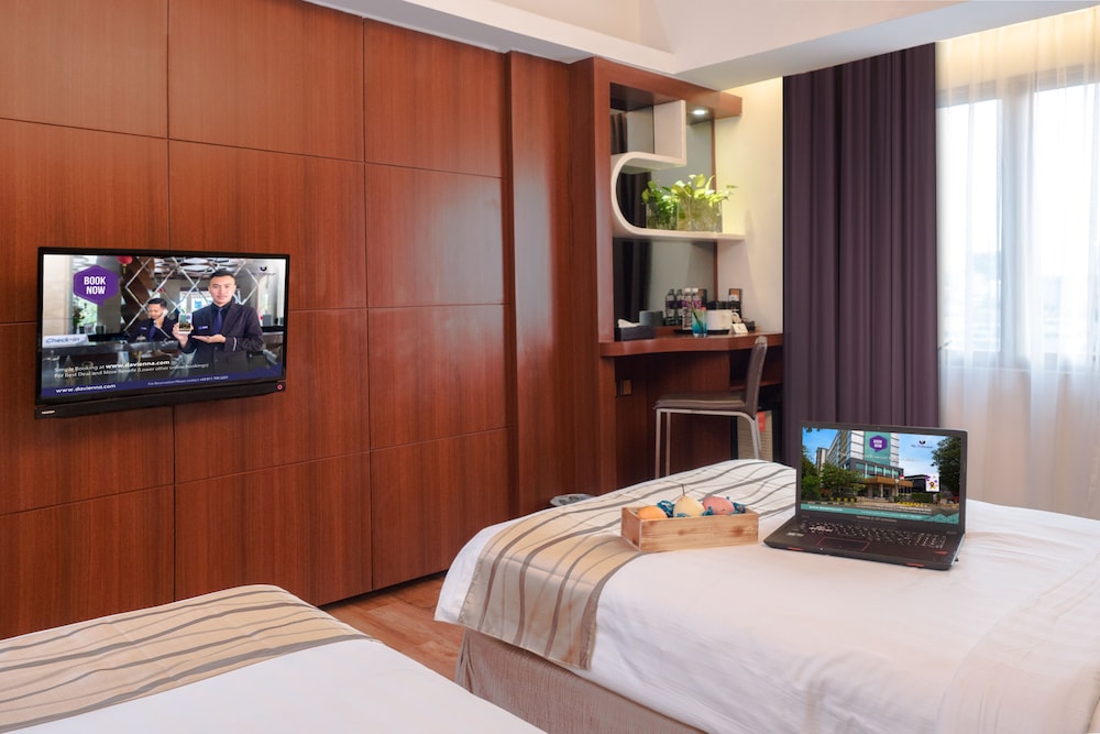 Fox Hotel Nagoya Batam 20/69
