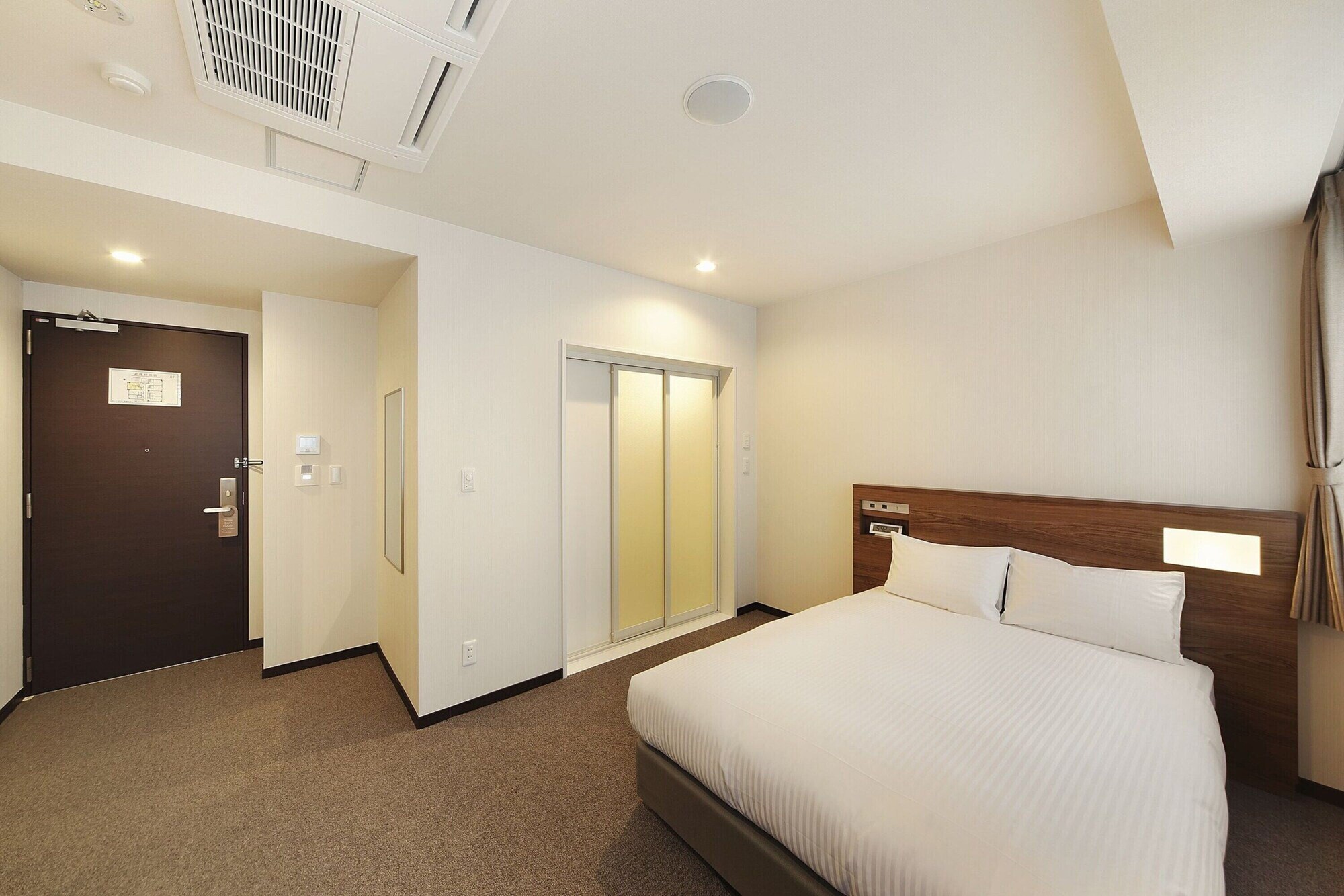 ROOM, DOUBLE BED, ACCESSIBLE