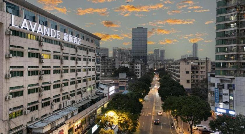 Lavande Hotels (Guangzhou Fangcun Huadiwan) 5/45