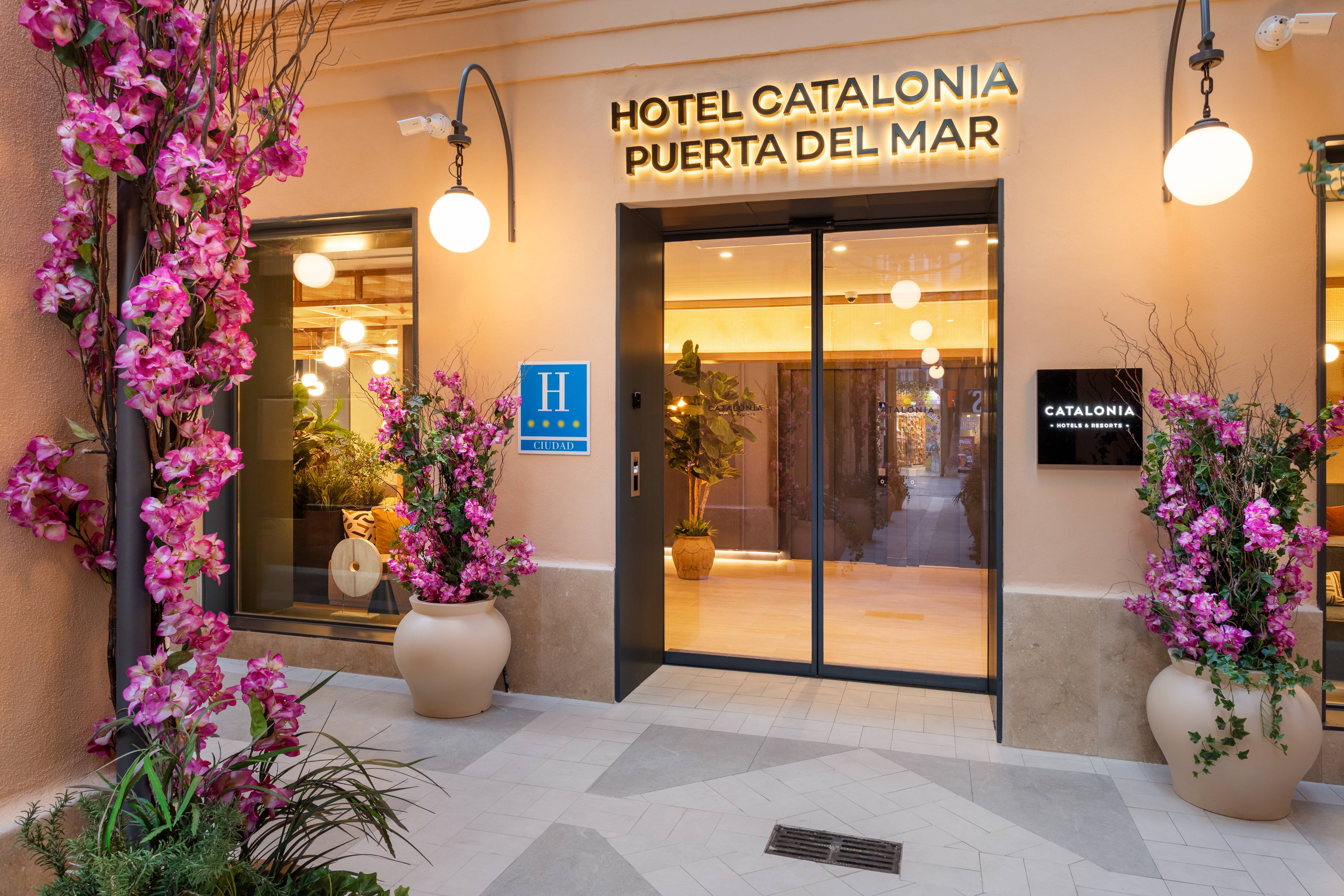 Catalonia Puerta del Mar 5/71