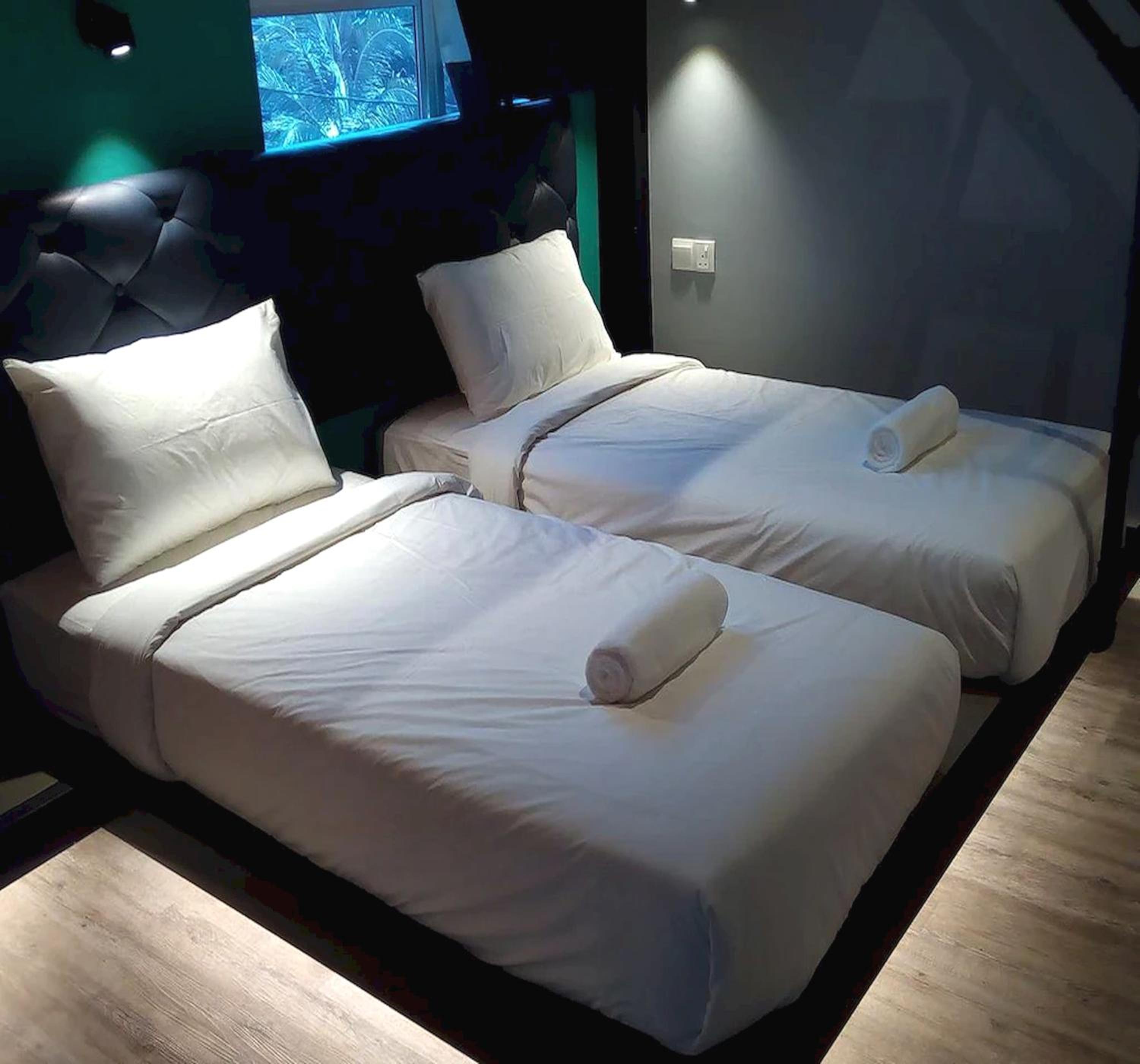 OYO 90899 Tube Hotel Melaka 8/23