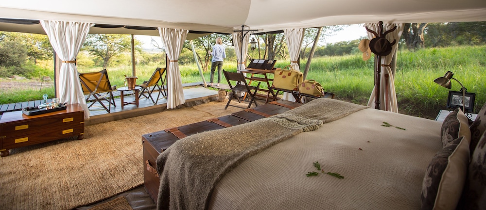 Serengeti Pioneer Camp 6/29
