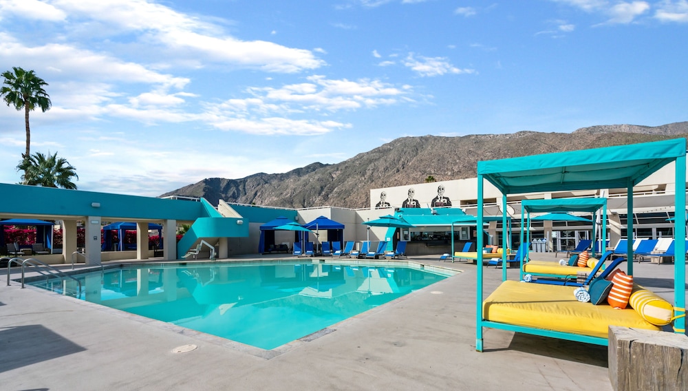 Hotel Zoso 6/62
