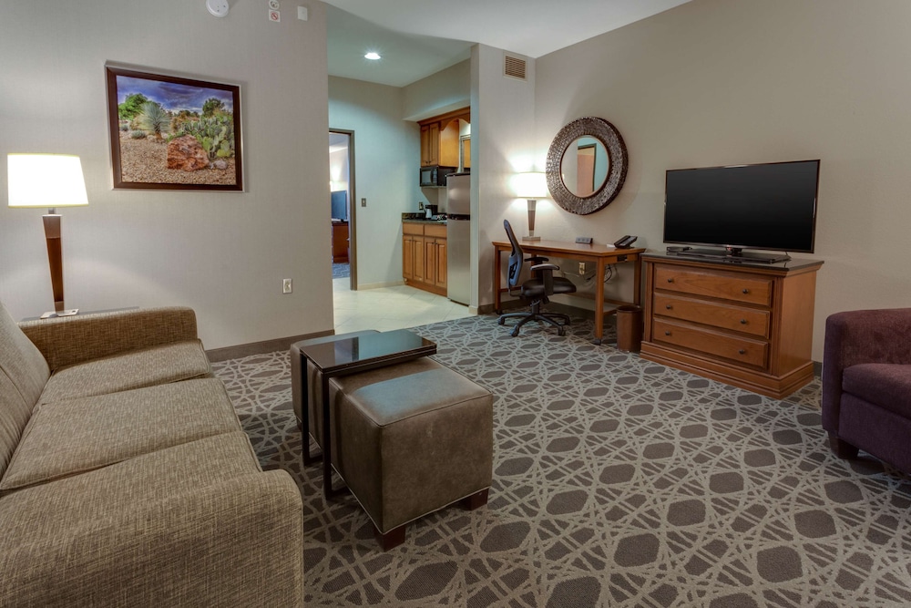 Drury Inn and Suites Las Cruces 27/39