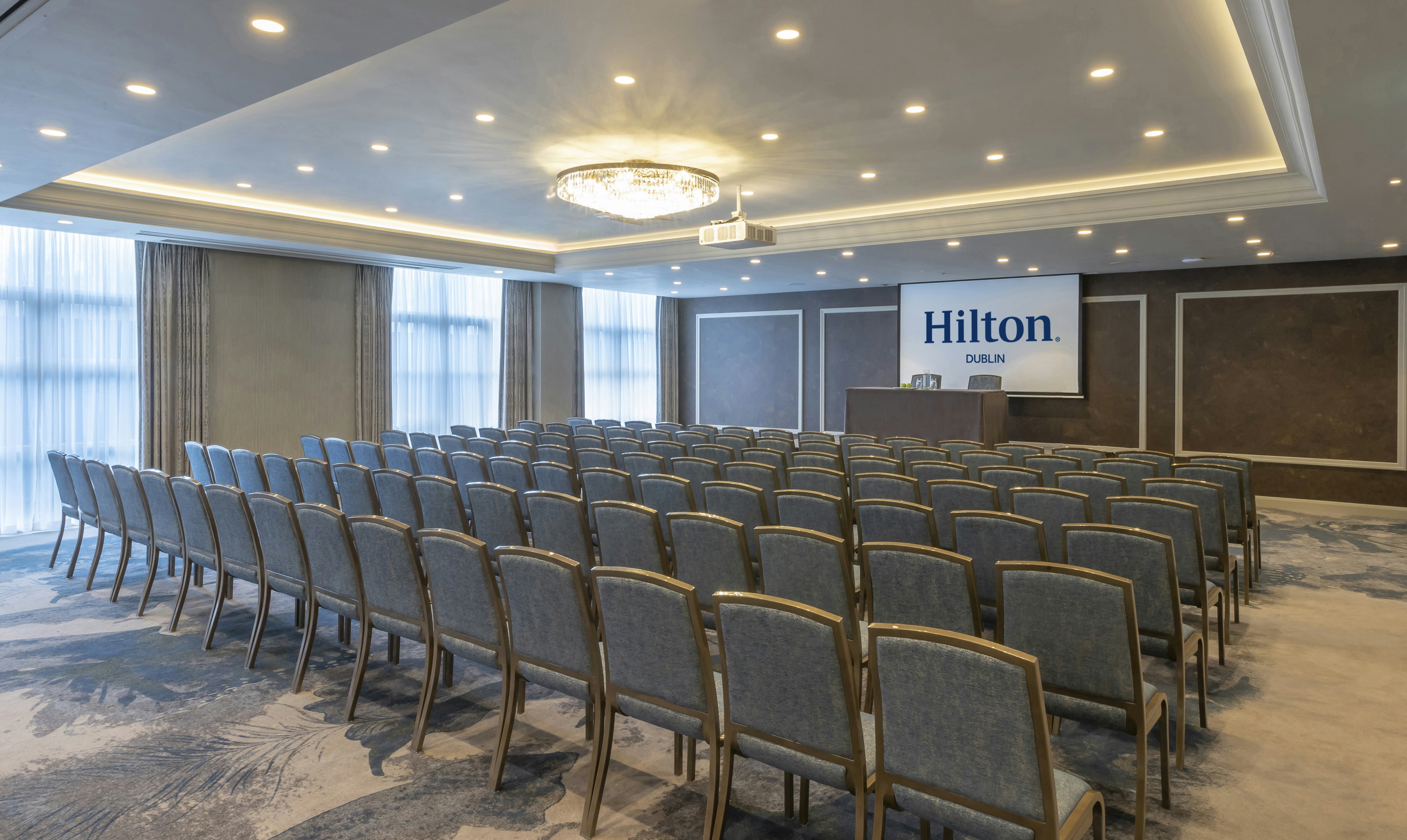 Hilton Dublin 32/50