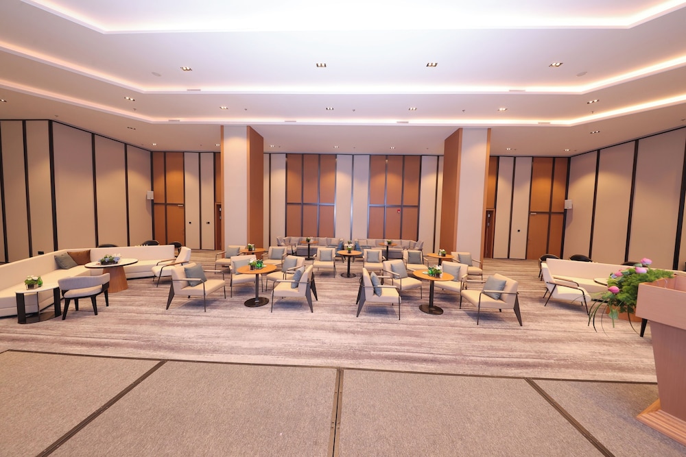Fairfield by Marriott Guangzhou Konggang 69/74