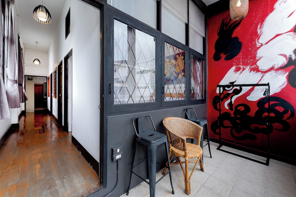 Ashi Hostel 58/73