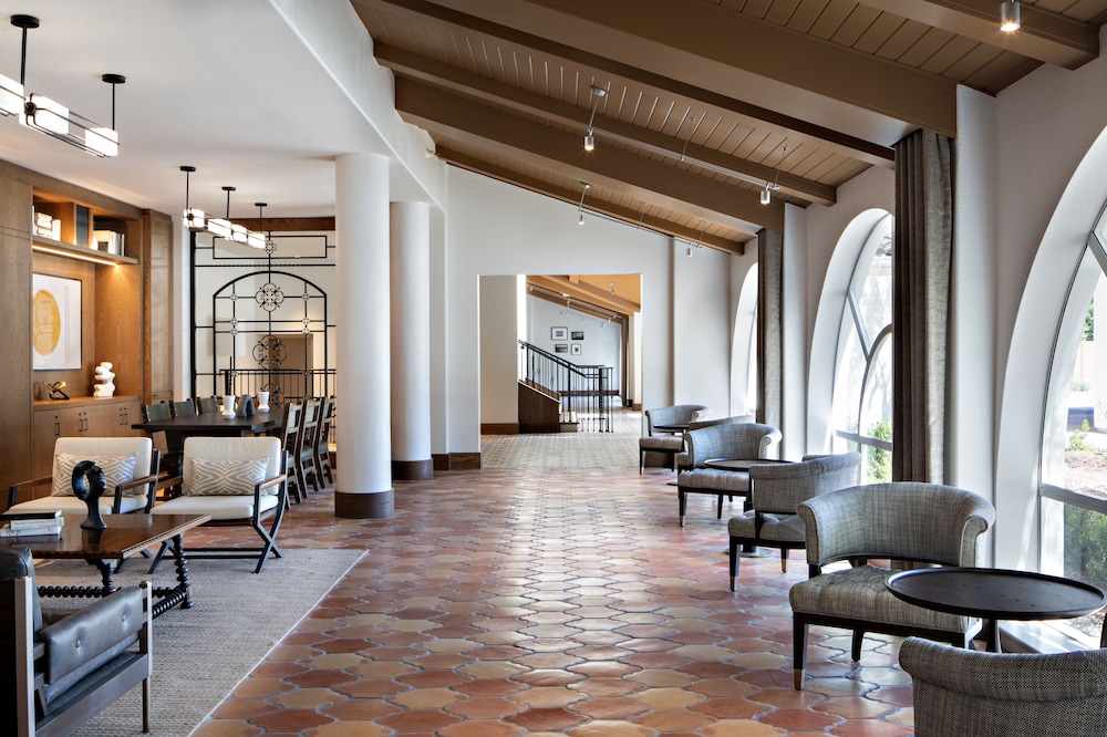 Chaminade Resort and Spa 57/73