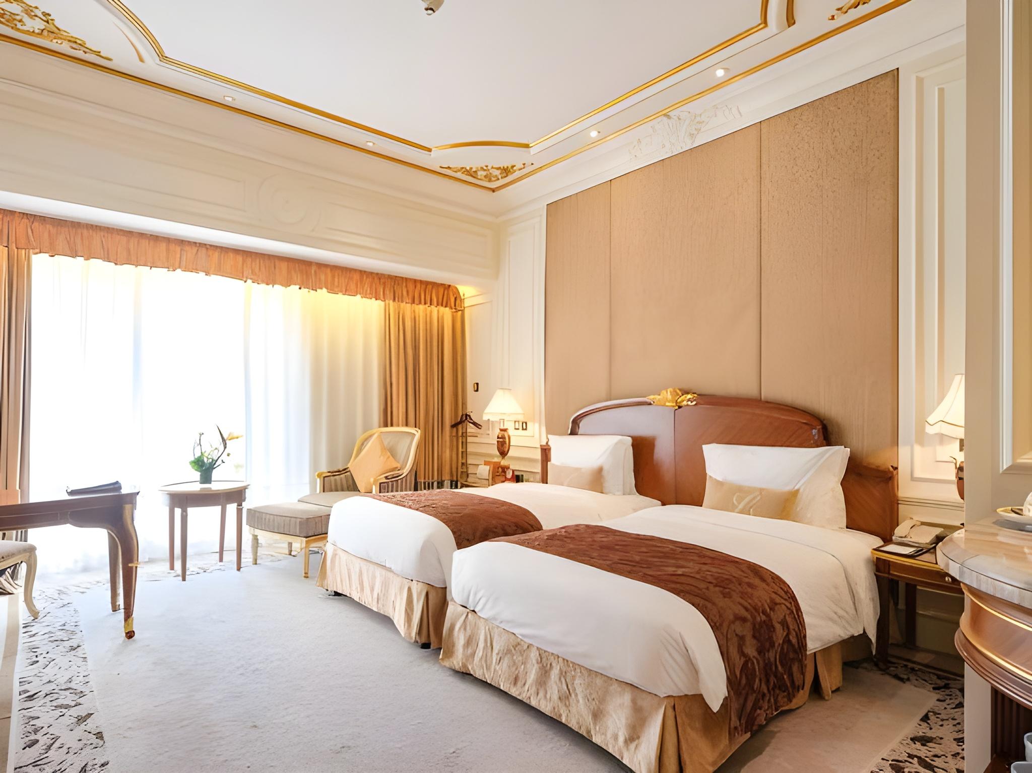 Grand, Noble, Deluxe, Twin Beds