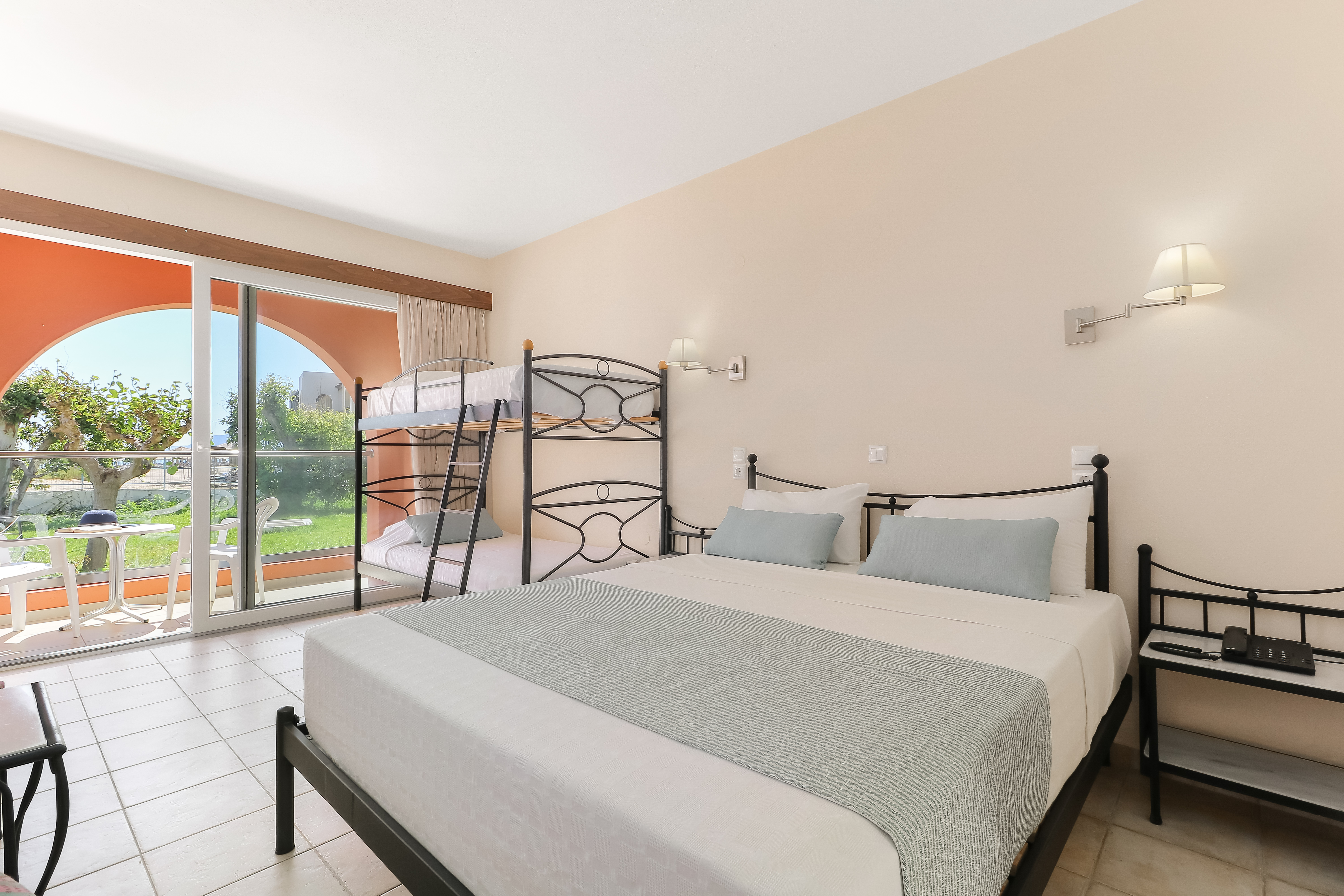 Mare Monte Beach Hotel 17/50