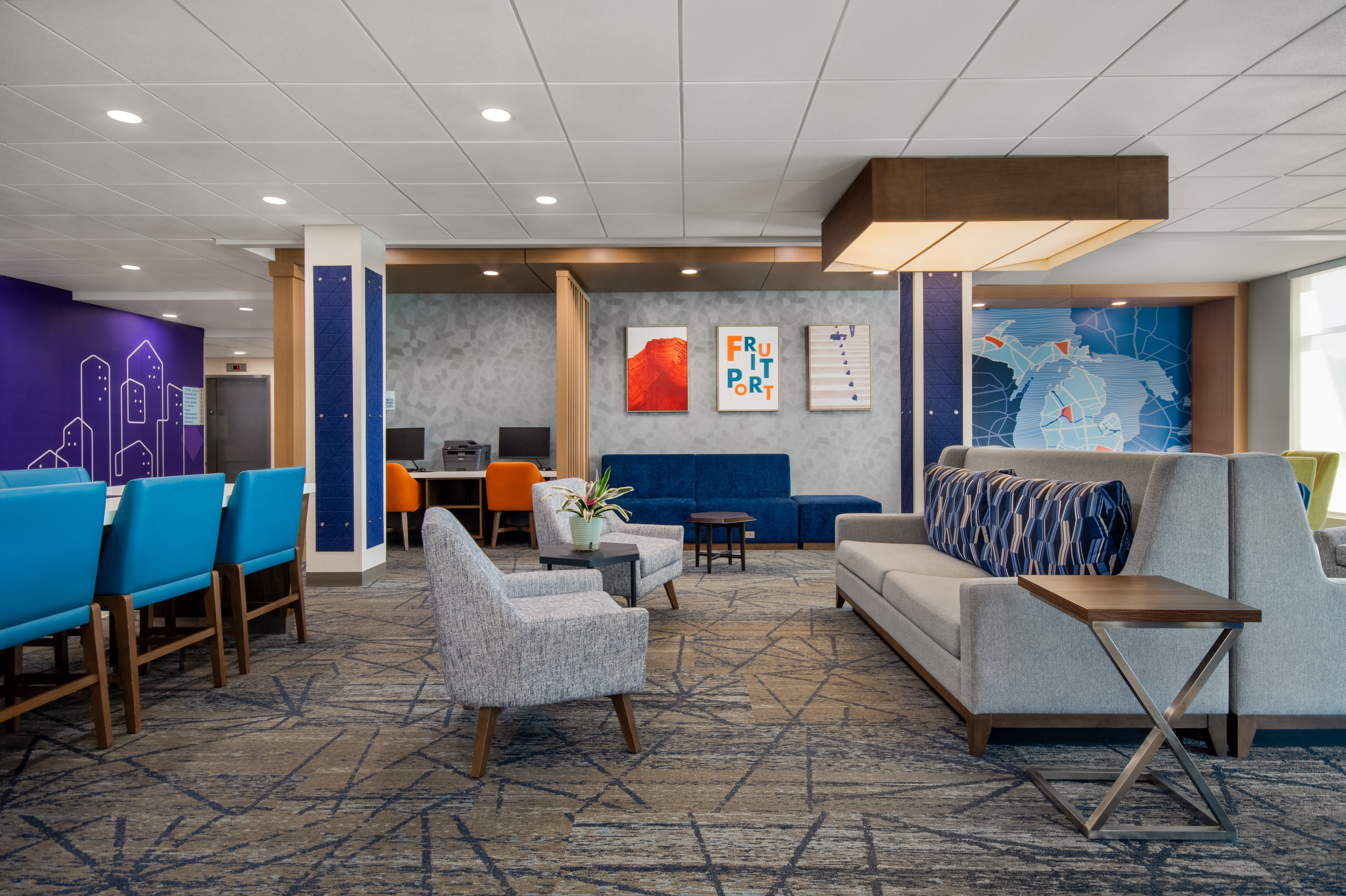 Holiday Inn Express & Suites Muskegon - Grand Haven, an IHG Hotel 25/32