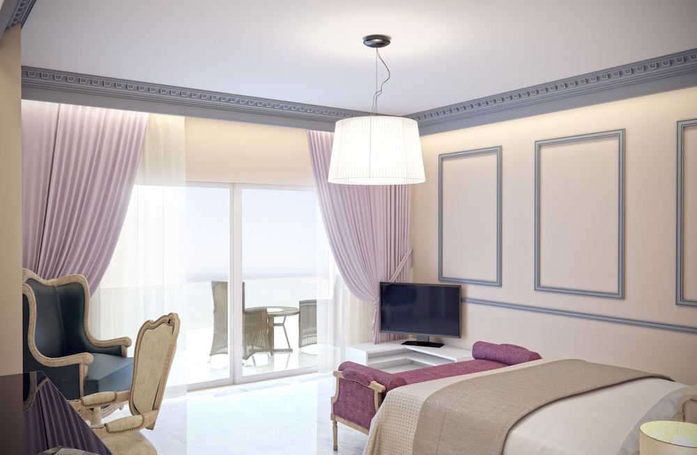 Balcony Hotel 43/66
