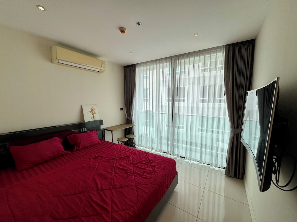 The Point Pratumnak by PSR ASIA 16/50