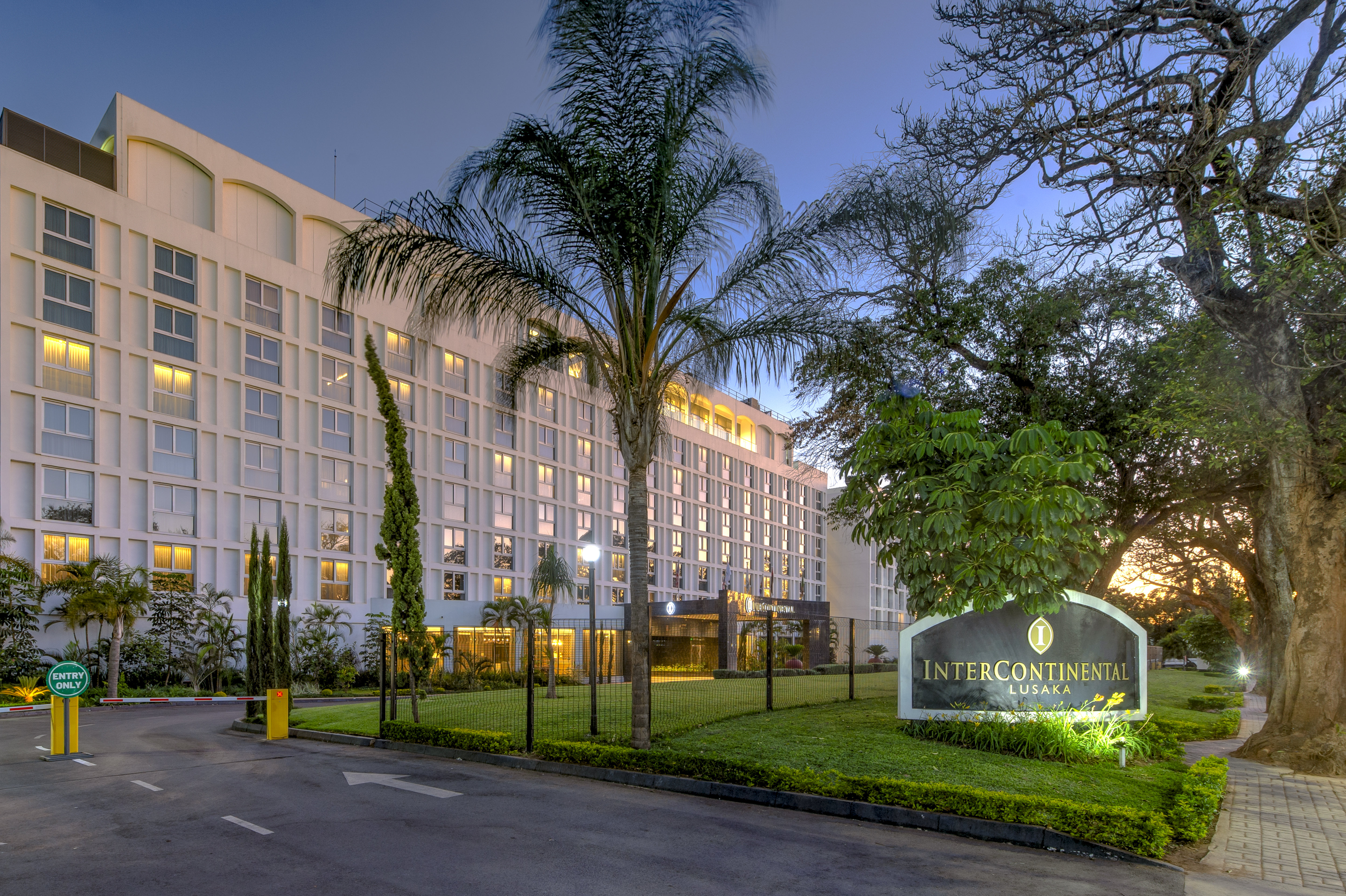 INTERCONTINENTAL LUSAKA 62/71