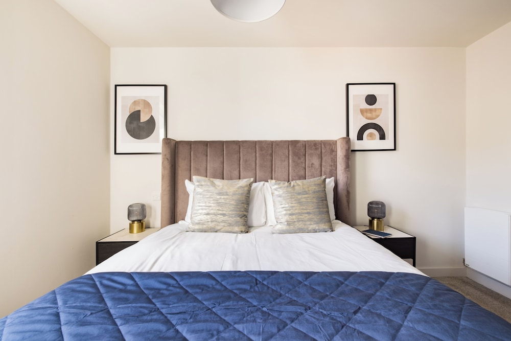 2 BEDROOMS, APARTMENT, 2 DOUBLE BEDS