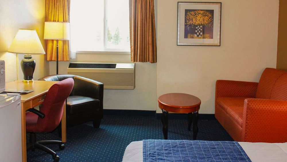 Broadway Inn Conference Center 33/52