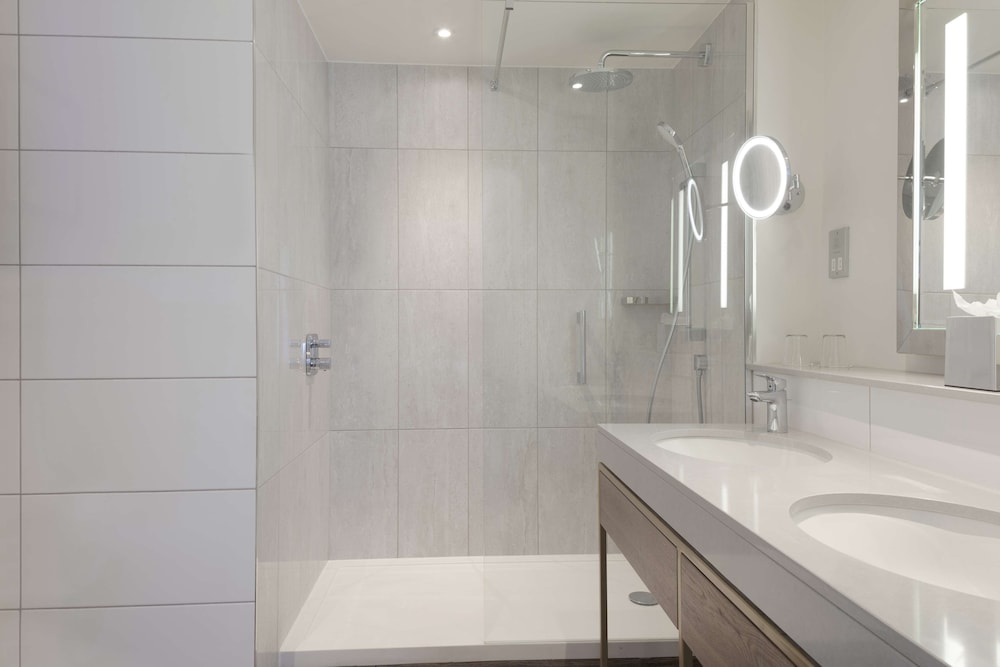 Oxford Belfry Hotel & Spa 62/66