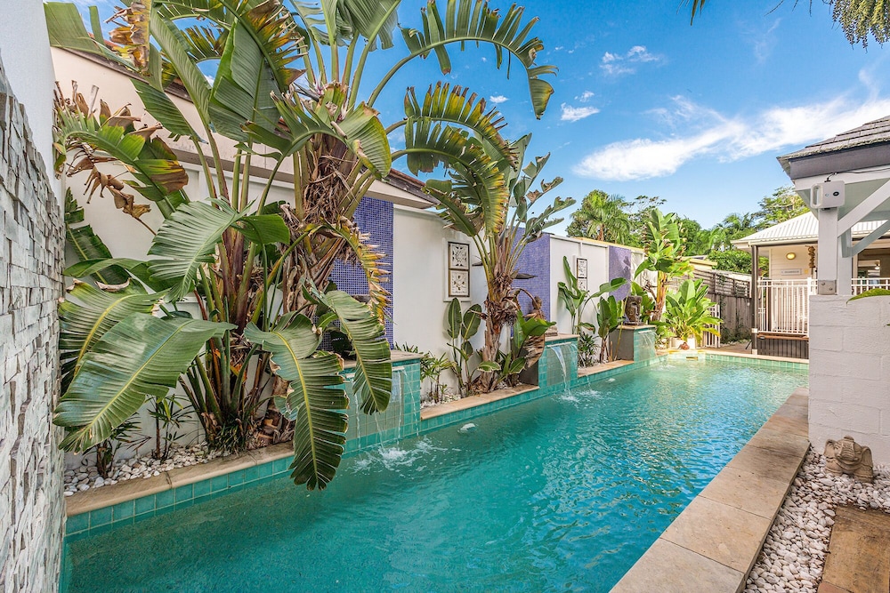 Azur Byron Bay 50/65