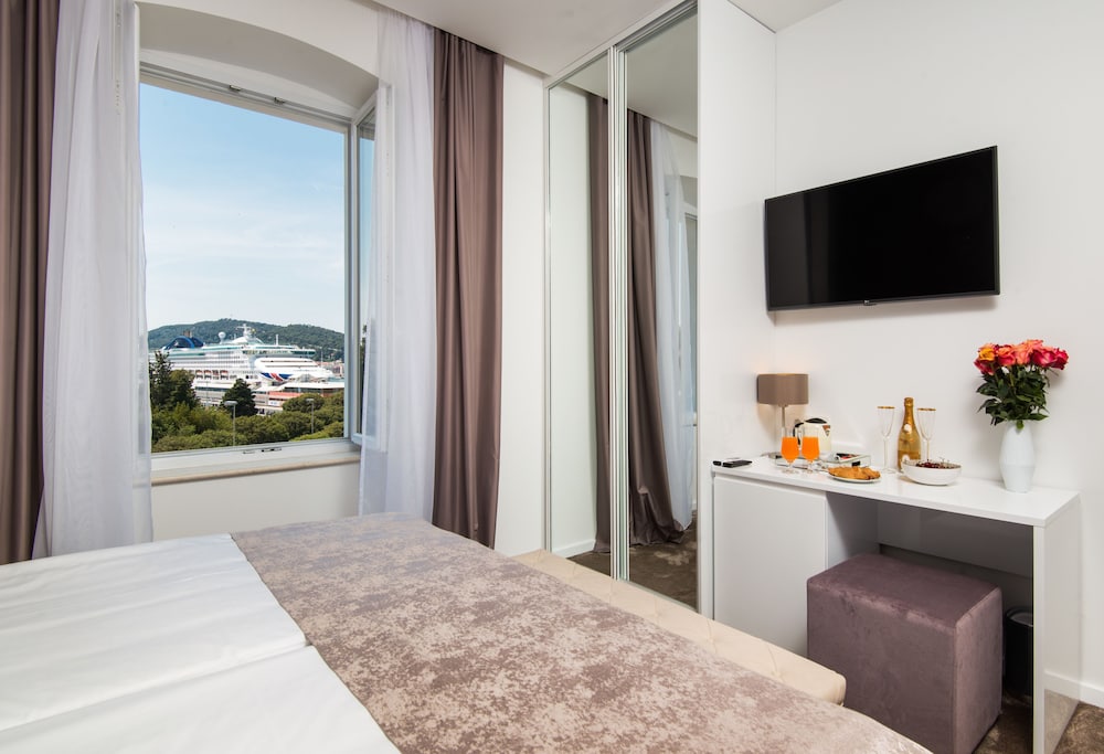 Dream Luxury Rooms 12/27