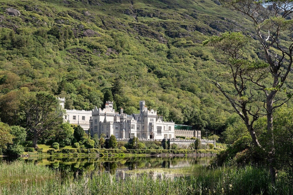 Clifden Station House 23/26