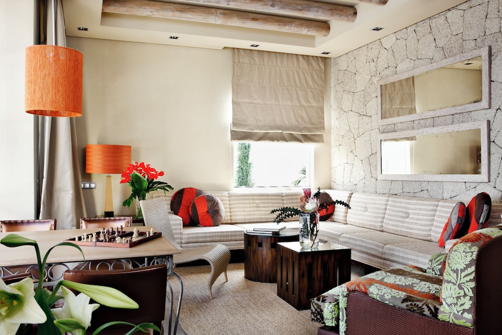 The Villas at Gran Hotel Bahia del Duque 25/50