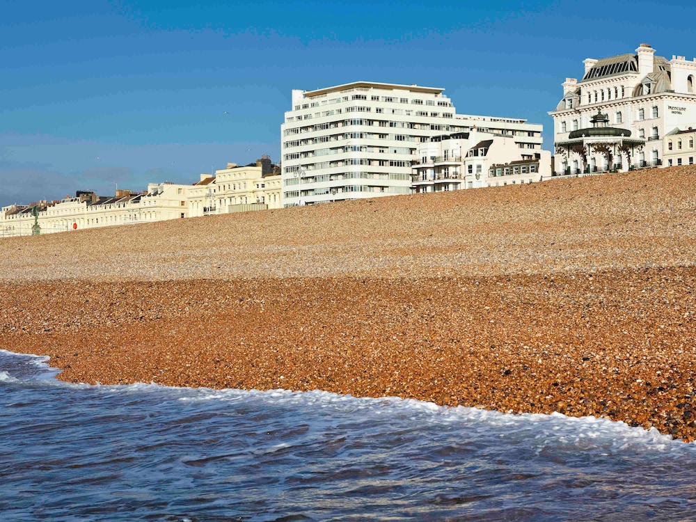Mercure Brighton Seafront Hotel 45/47
