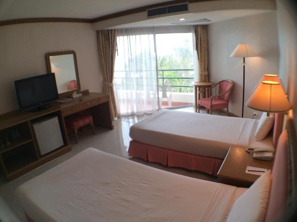 Khanom Golden Beach Hotel 23/59