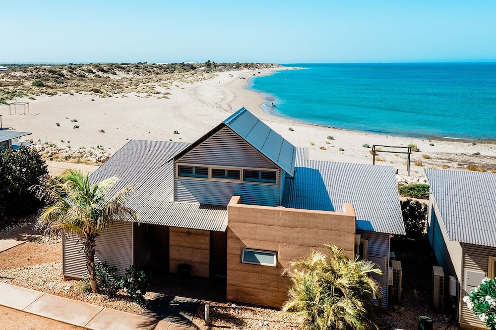 Mantarays Ningaloo Beach Resort 3/67