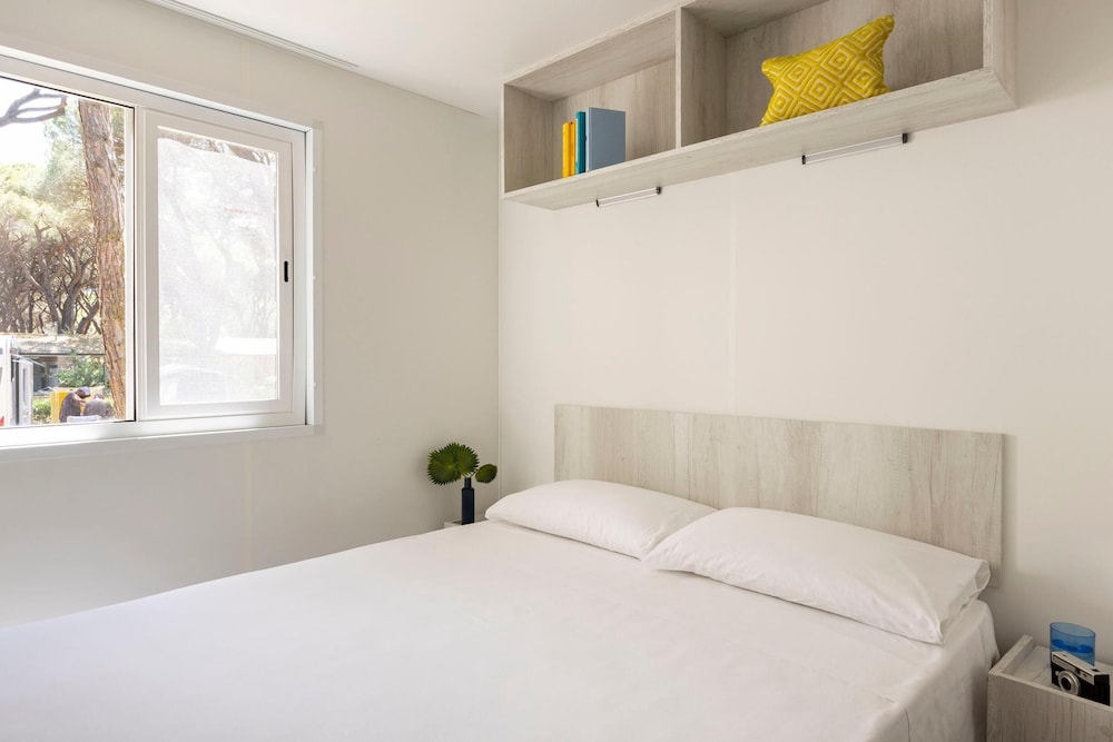 Mobile Home, Economy, Double and Twin Beds