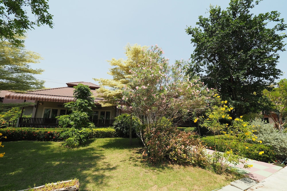 Baan Suan Resort Juree Punsuk 28/40