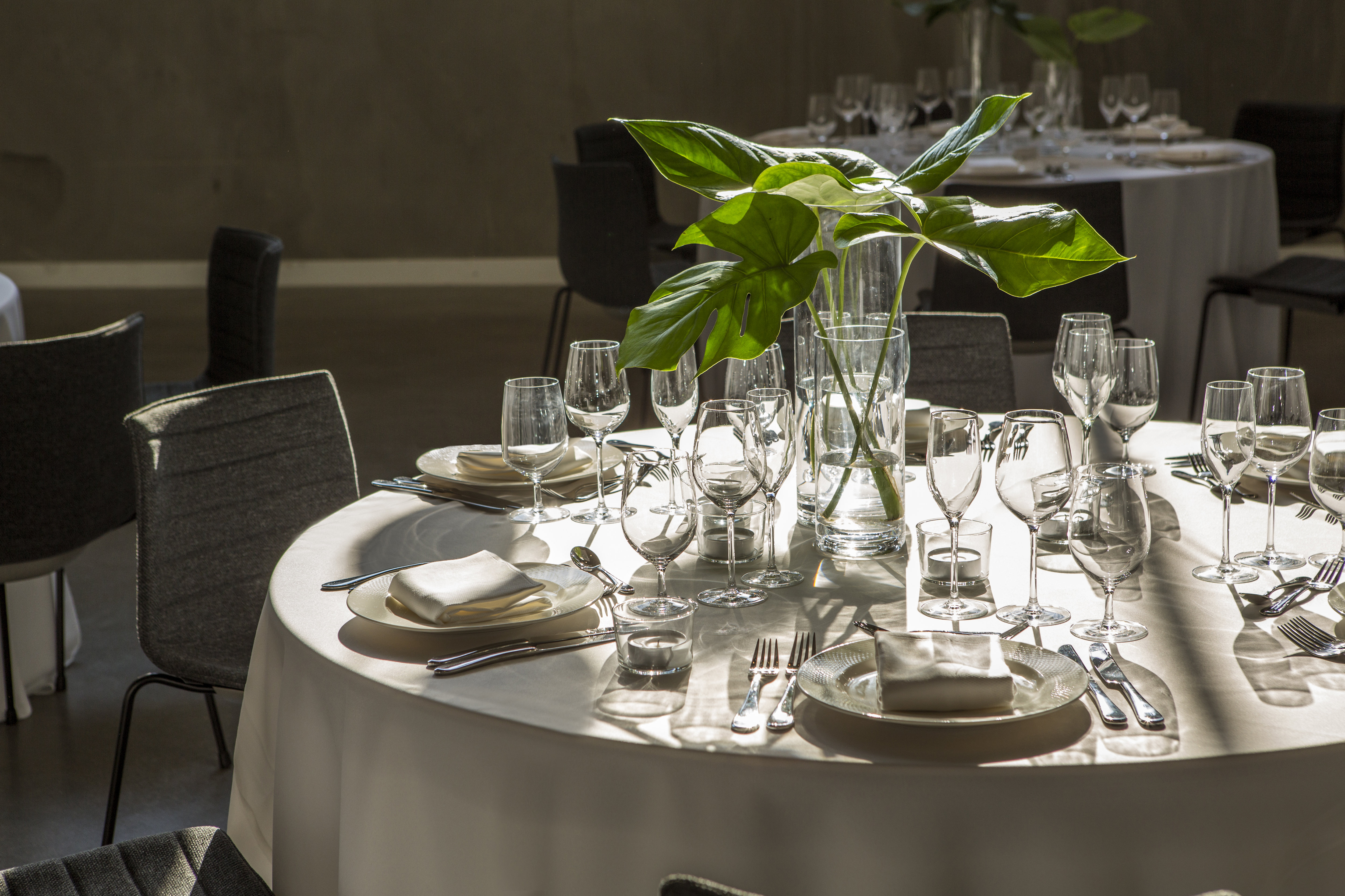 KIMPTON EVERLY HOTEL 57/80
