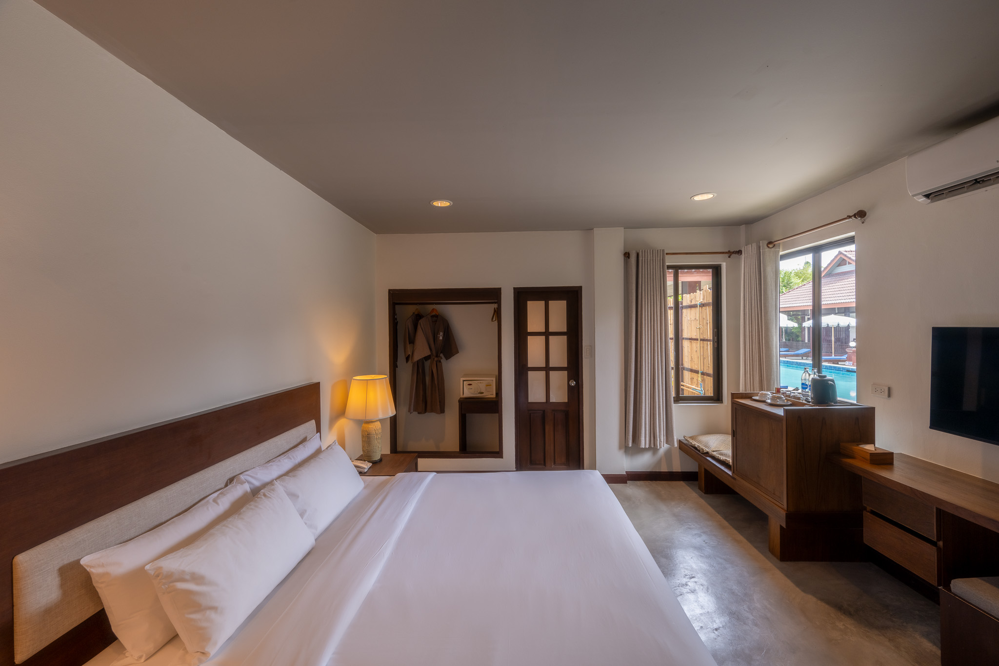 DELUXE VILLA