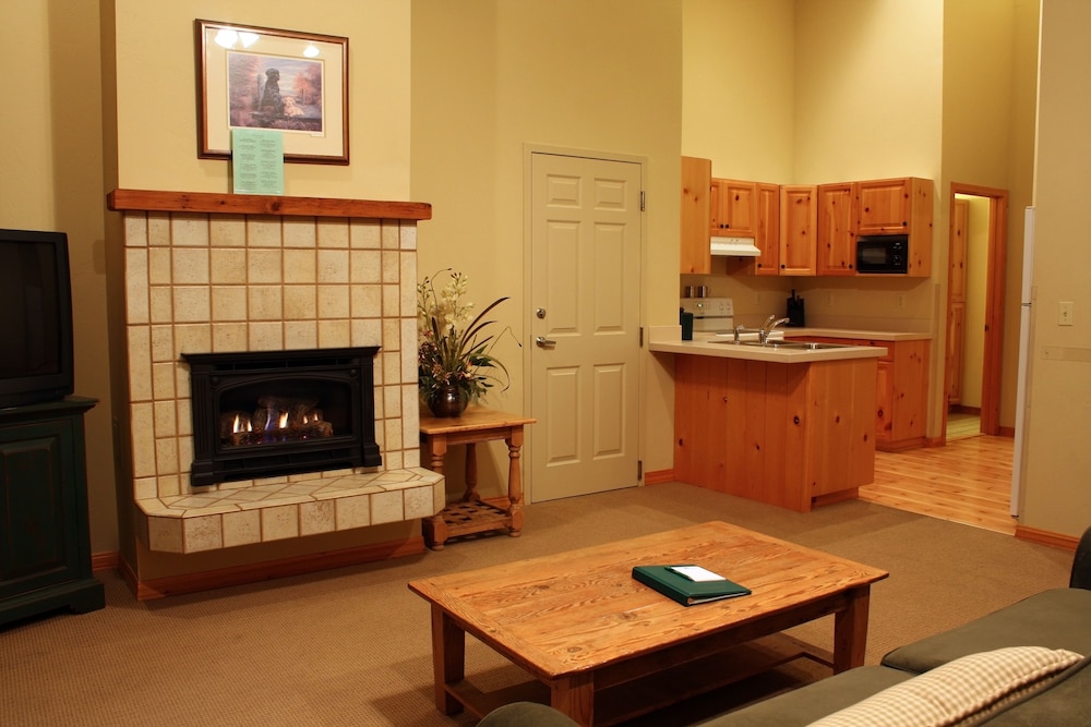 Mountain Lake Lodge 46/68