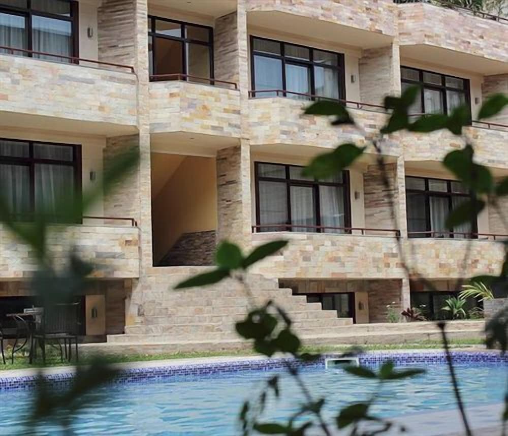 Roca Golf Hotel 36/36