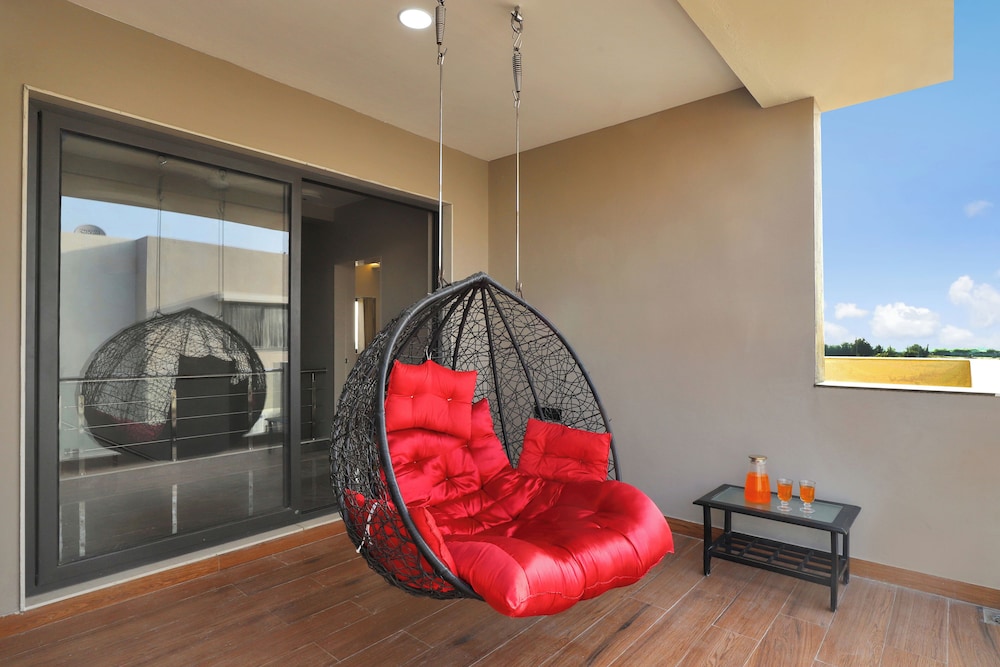 Goverdhan Greens Resort Dwarka 34/50