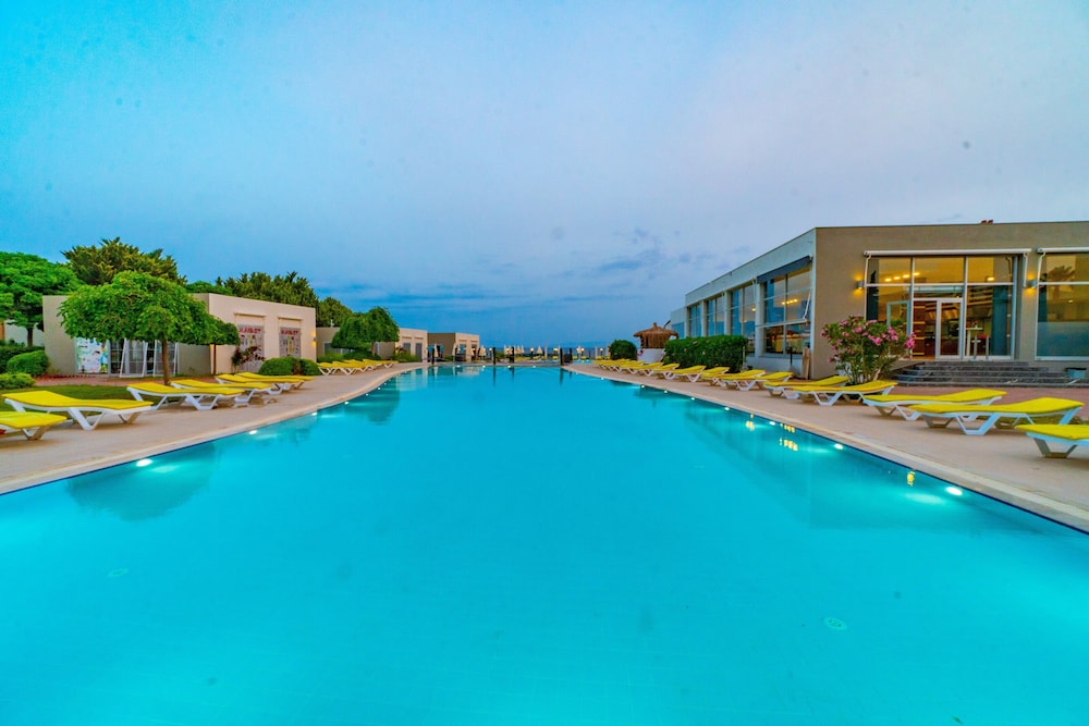Karya Family Resort 7/88