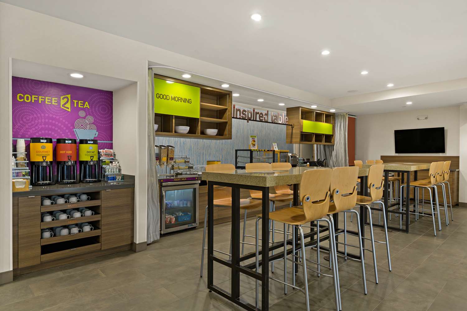 restaurant cafeteria