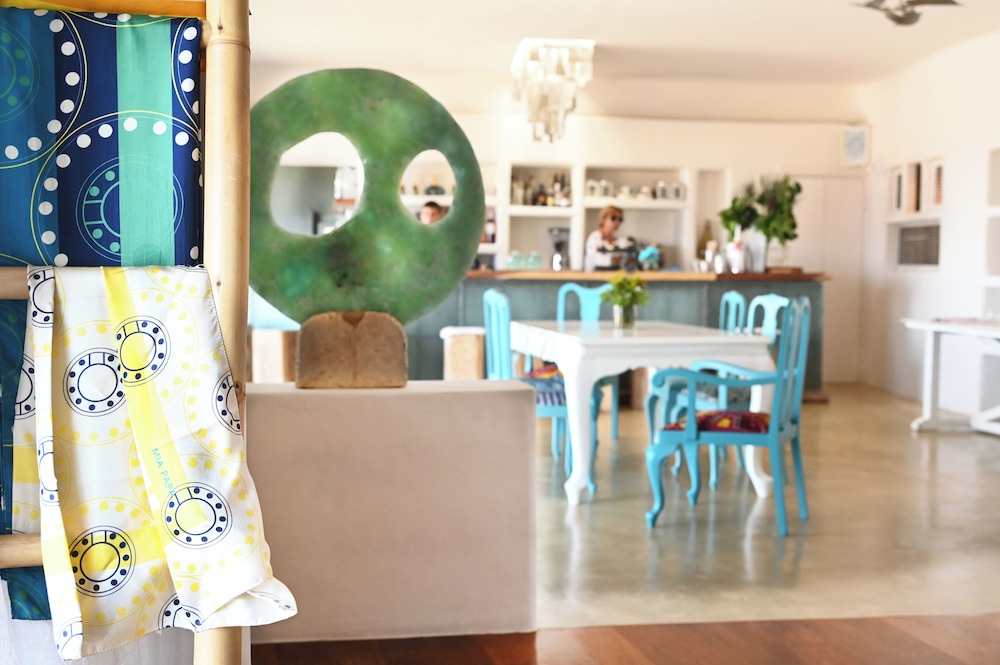 Aigis Suites 5/50
