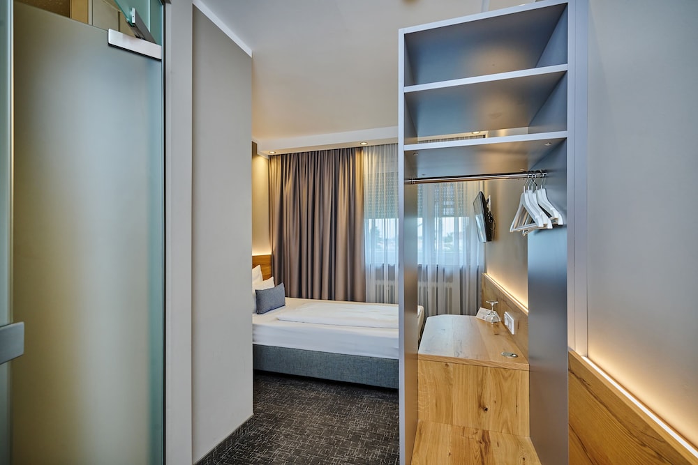 Hotel Westend 14/27