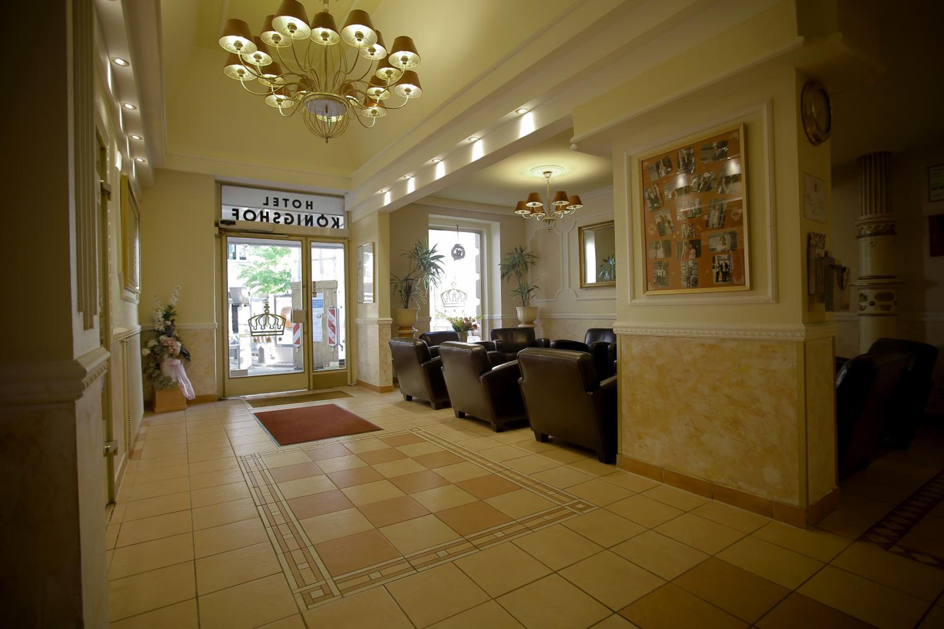 Hotel Konigshof 9/58