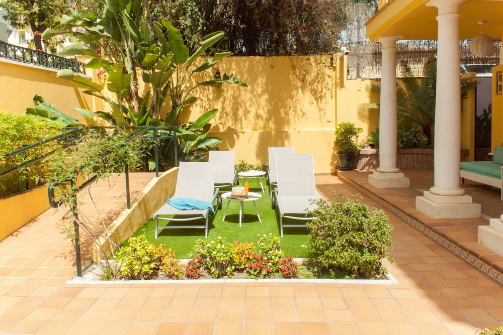 Villa Lorena Malaga 67/72