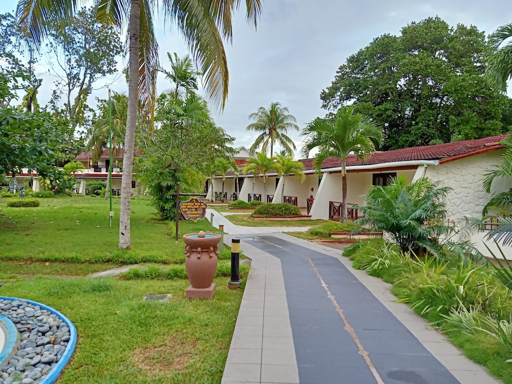 Berjaya Praslin Resort 3/59