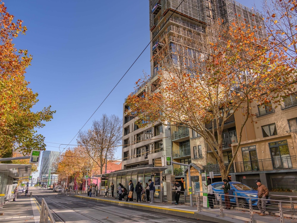 Mercure Melbourne La Trobe Street 41/51