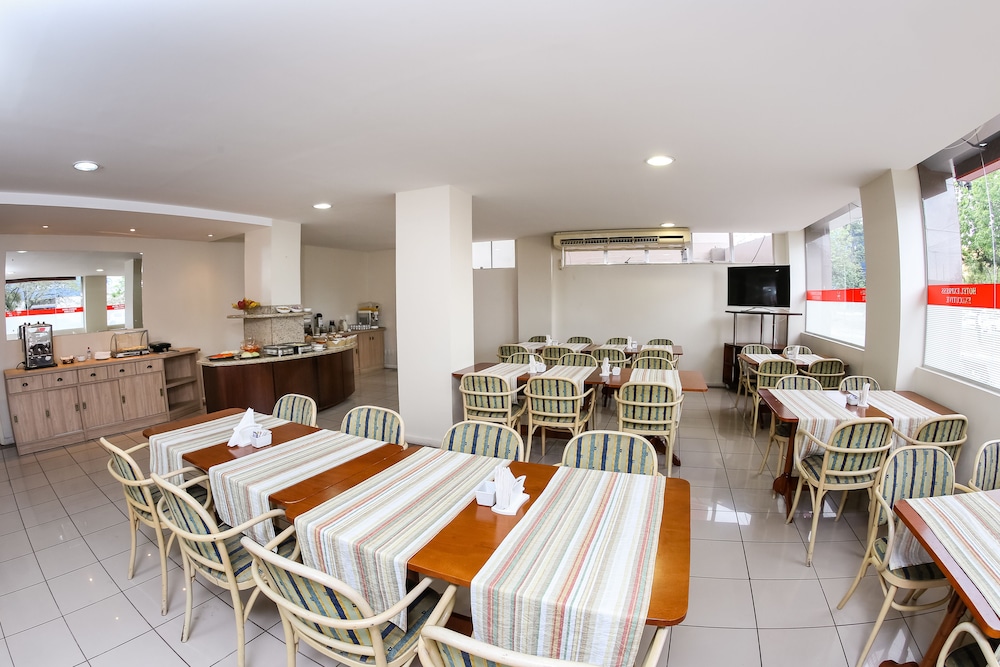 Hotel Suarez Executive 51/69