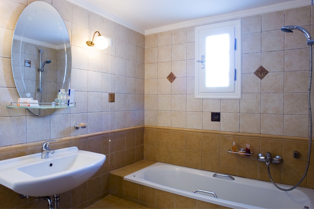 Chora Resort Spa 50/50