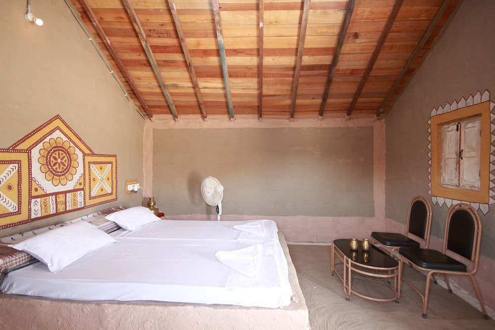 V Resorts Hodka Rann Stay Kutch 9/27