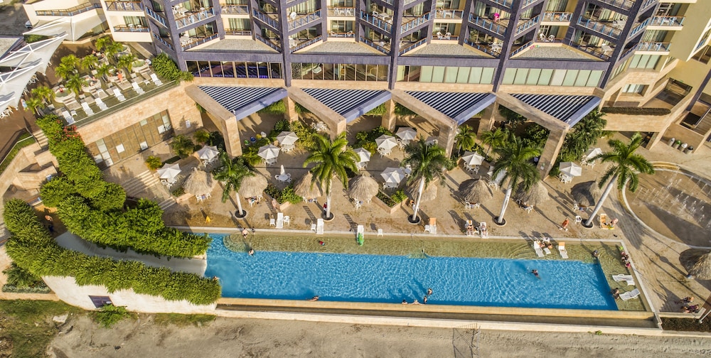 Zuana Beach Resort 36/60