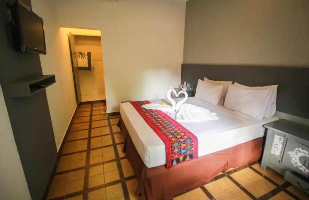 Sendok Hotel 23/72